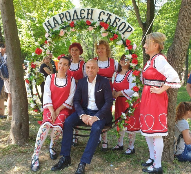 Народен събор Пловдив - три дни музика, изложби и забавления в парк “Лаута“