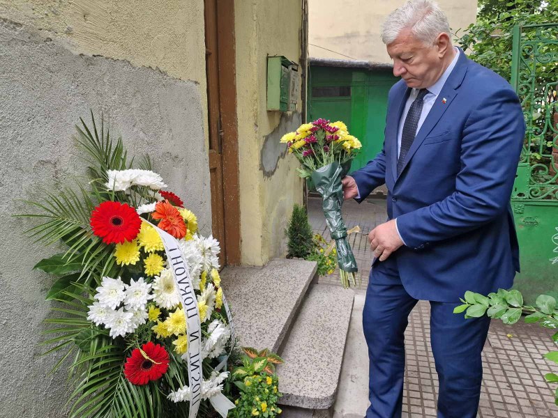 Пловдивчани почетоха паметта на големия Борис Христов