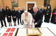 Росен Желязков подари на папата уникална икона на светите Кирил и Методий