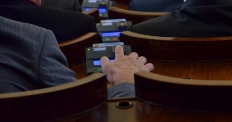 Без дебати: Приеха механизъм за разследване на главния прокурор