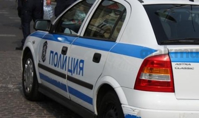 Мъж почина пред жилищен блок в Пловдив