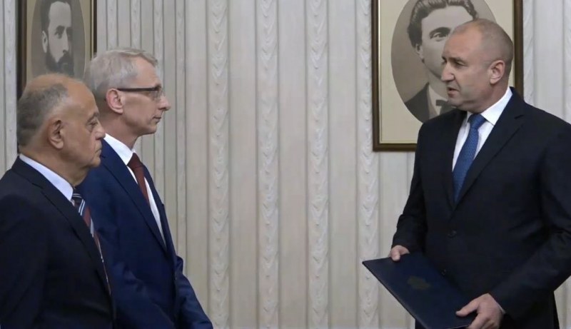 Президентът връчи втория мандат за съставяне на правителство