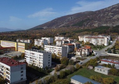 Община Карлово кандидатства за безплатно саниране на 30 сгради