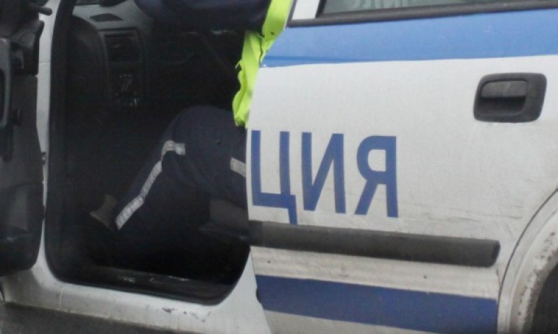 Пловдивчанин потроши автомобил, шофьорката била задрала неговия