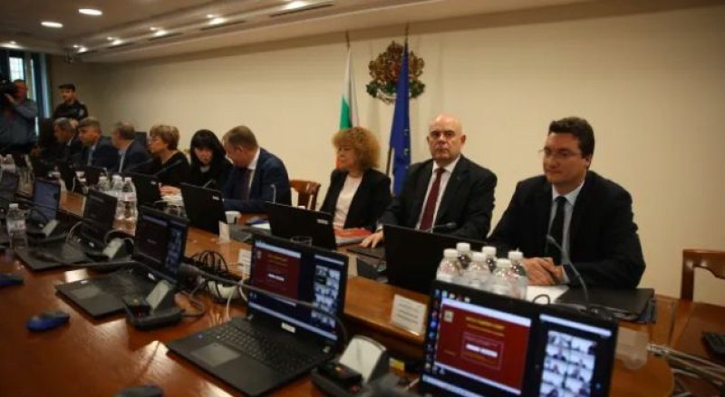 ВСС гласува единодушно, че второто искане за отстраняването на Гешев е допустимо