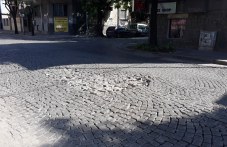 zle-naredeni-paveta-tormoziat-303.jpg