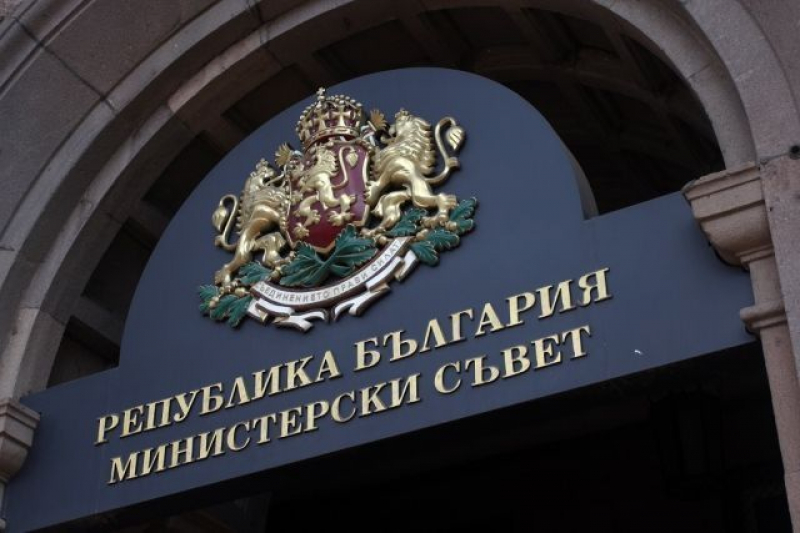 Подалите оставки областни управители остават на работа, докато правителството реши
