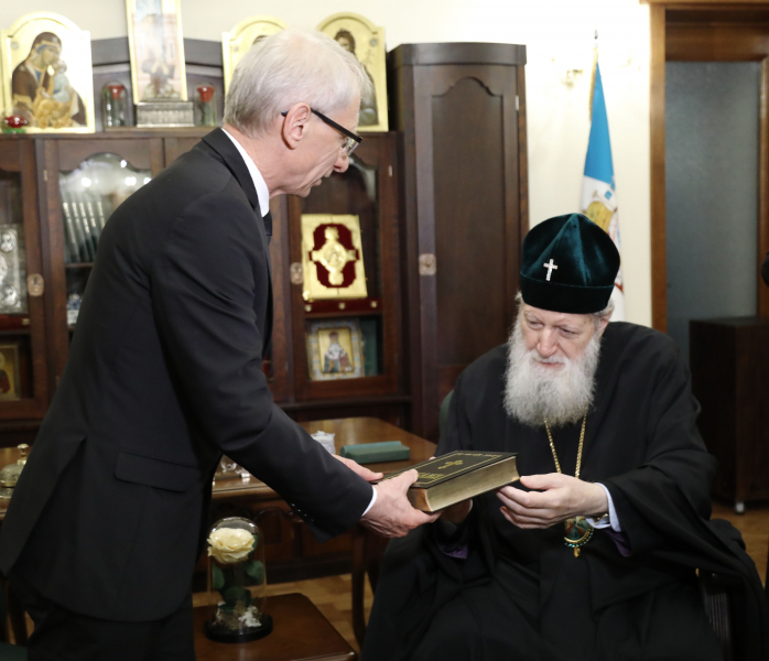 Патриарх Неофит благослови премиера акад. Николай Денков