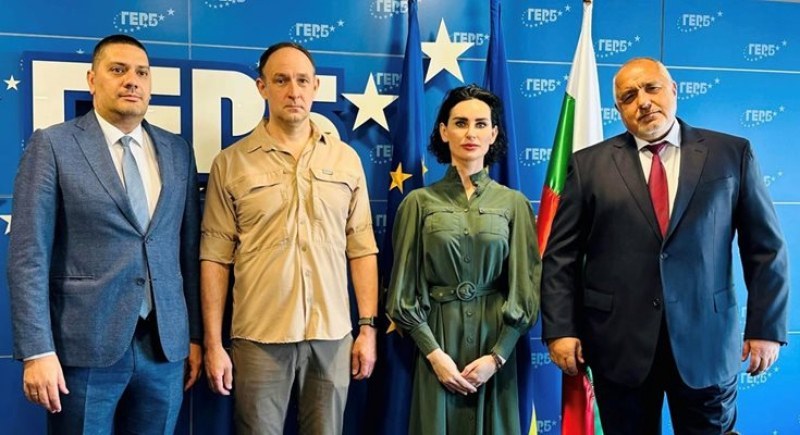 Бойко Борисов с почетен знак на Министерството на отбраната на Украйна