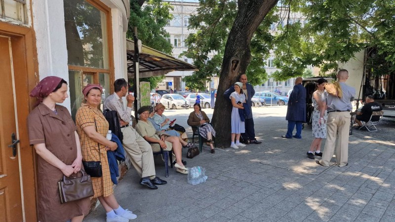 Кинаджии окупираха Понеделник пазара заради филма за Гунди