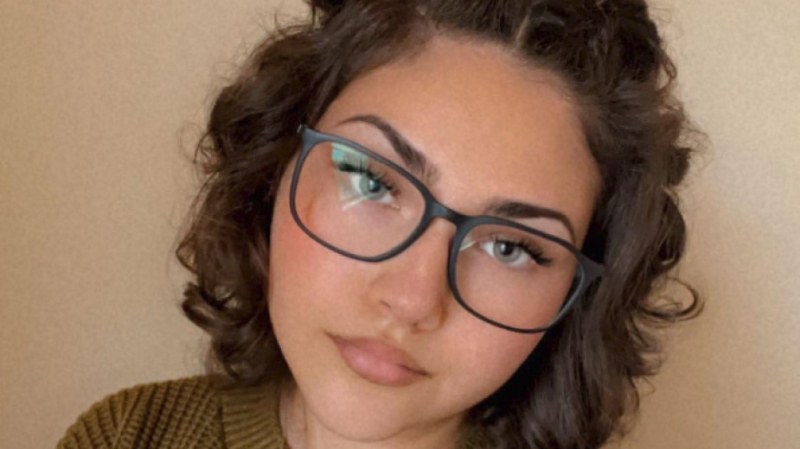 Станислава е още ученичка, но има нужда от помощ за тежко и скъпо лечение