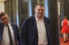 delian-peevski-niama-da-e-chlen-362.jpeg