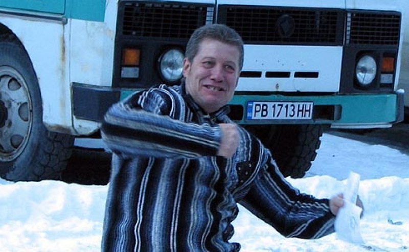 Повдигнаха обвинение на Ангел Личканов заради побой над автобусен шофьор