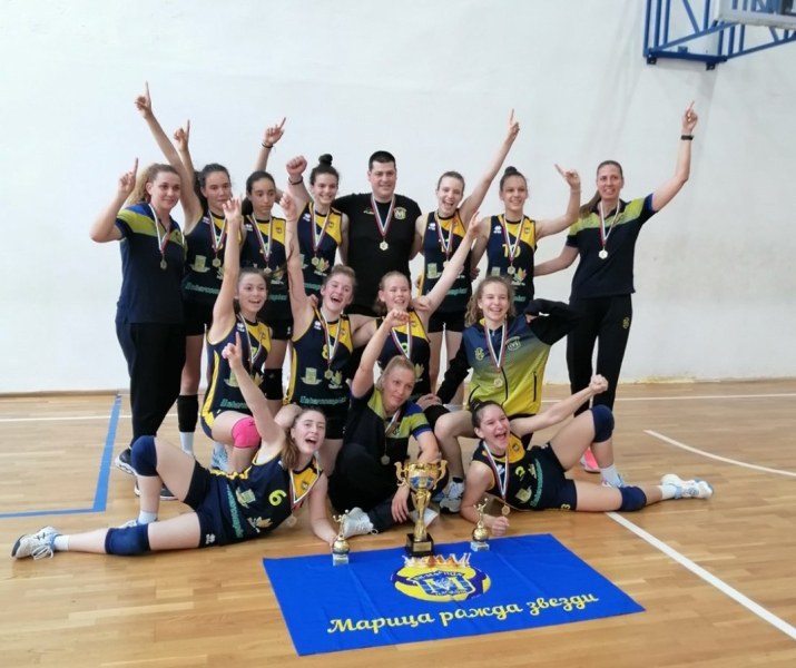 Марица U14 спечели всички възможни титли за сезона
