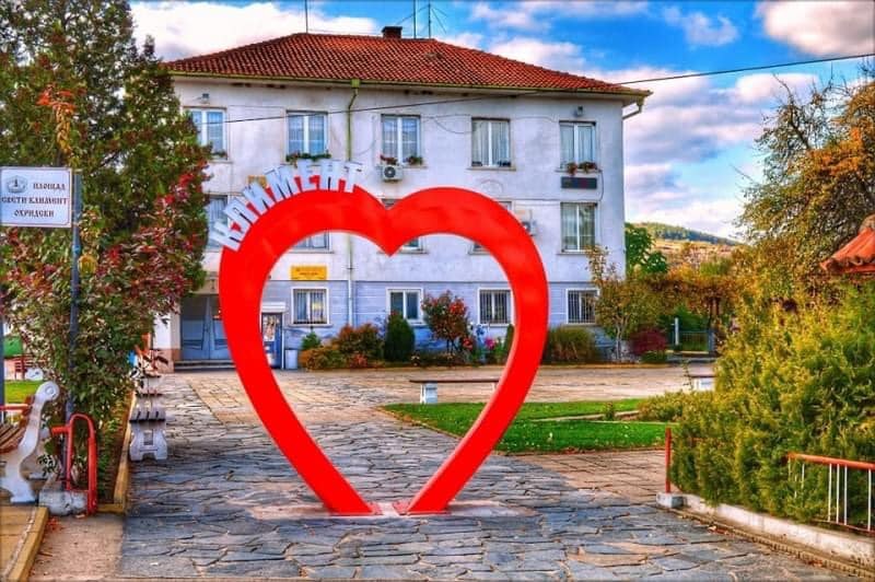 Лятно кино под звездите организират в карловско село