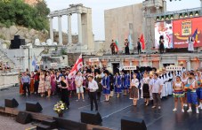mezhdunarodniiat-folkloren-festival-617.jpg