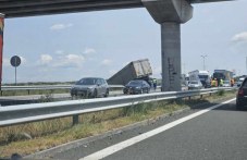 tir-se-vriaza-mantinela-i-vleze-434.jpg