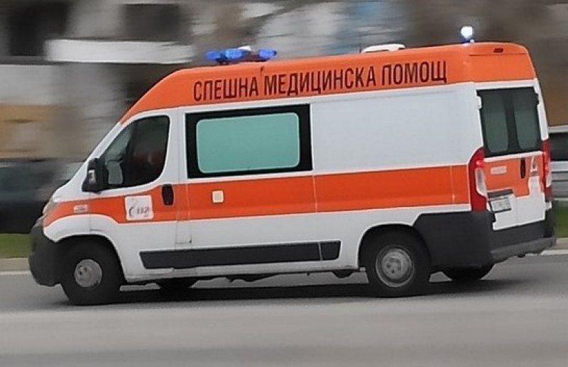 Шофьорка удари на заден ход възрастен човек в Пловдив