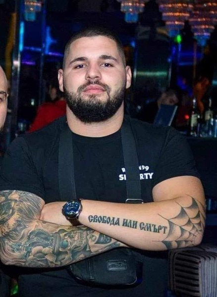 Показаха жестоките рани на момичето, обезобразено от приятеля си