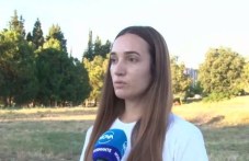 priiatelka-debora-veche-e-po-kontaktna-537.jpg