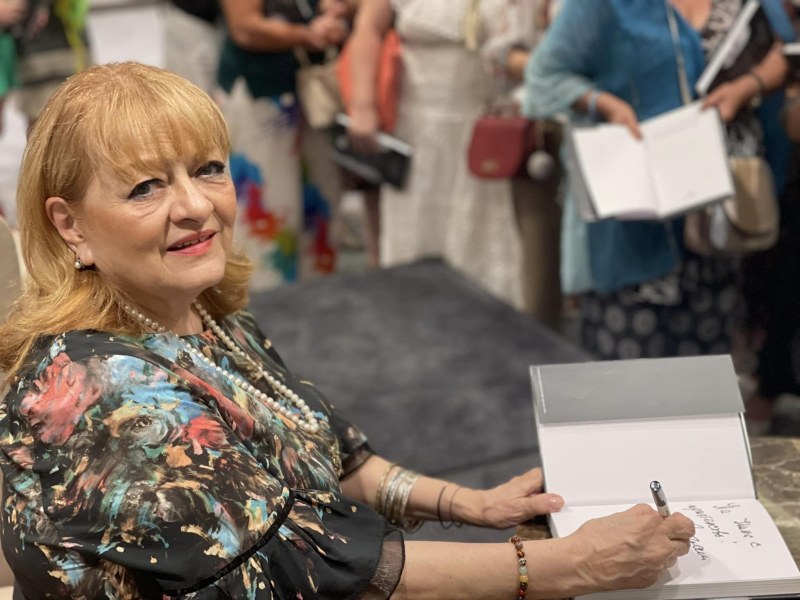 Богдана Карадочева представи нова книга в Пловдив