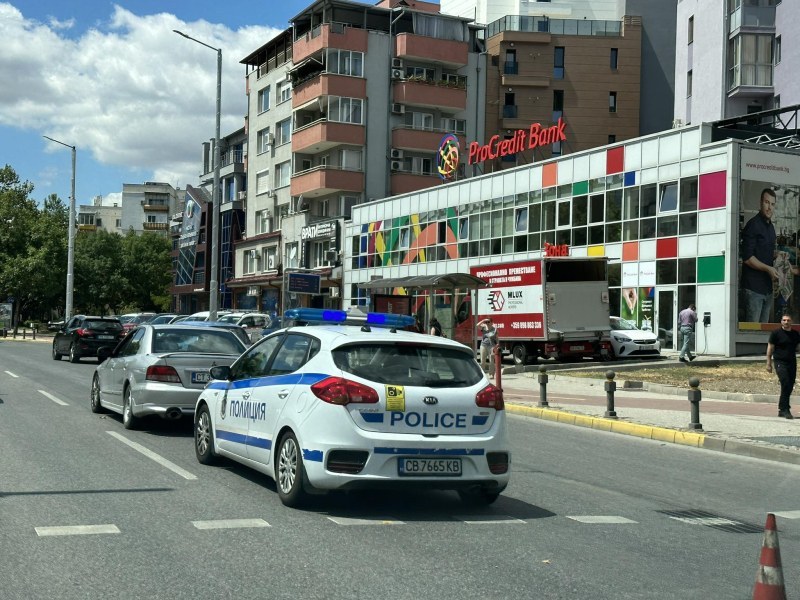 Автомобил удари въздрастна жена на “зебра“ в Пловдив