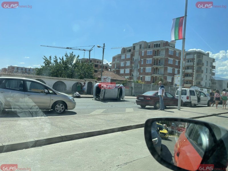 Четири коли са участвали в катастрофата в Пловдив, двама са в болница