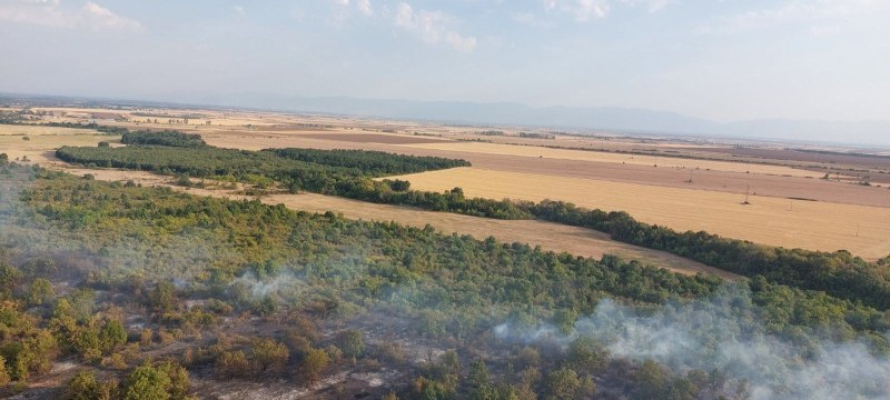 Потушиха пожара в брезовското село Бабек