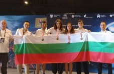 balgarski-uchenitsi-specheliha-5-medala-845.jpeg