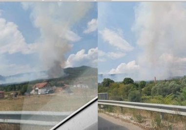 Пожарът в Карловско обхванал и землището на хисарско село, 6 екипа се борят