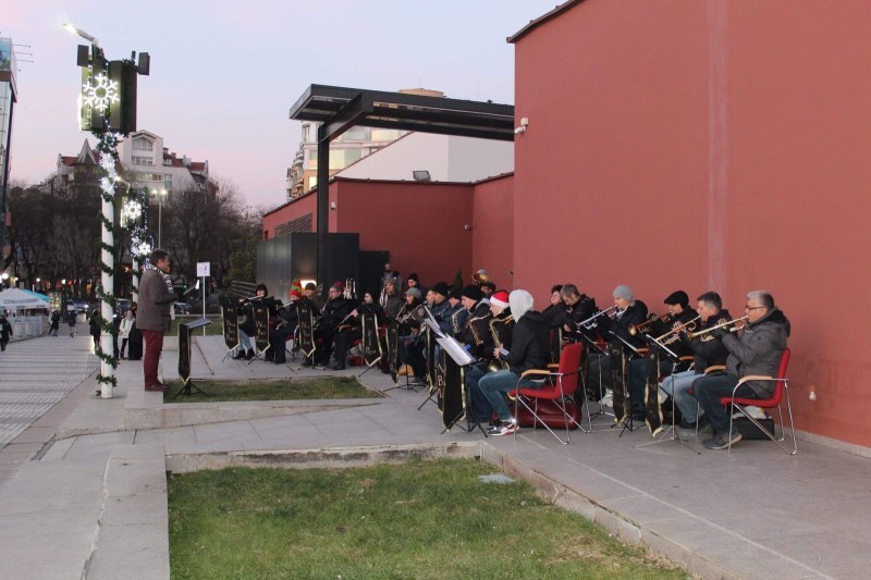 Кметът на Северен кани на праничен концерт