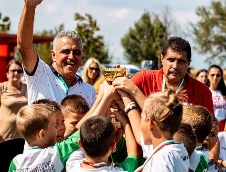 Над 340 деца от 17 тима мериха сили в оспорван футболен турнир в Община „Марица“