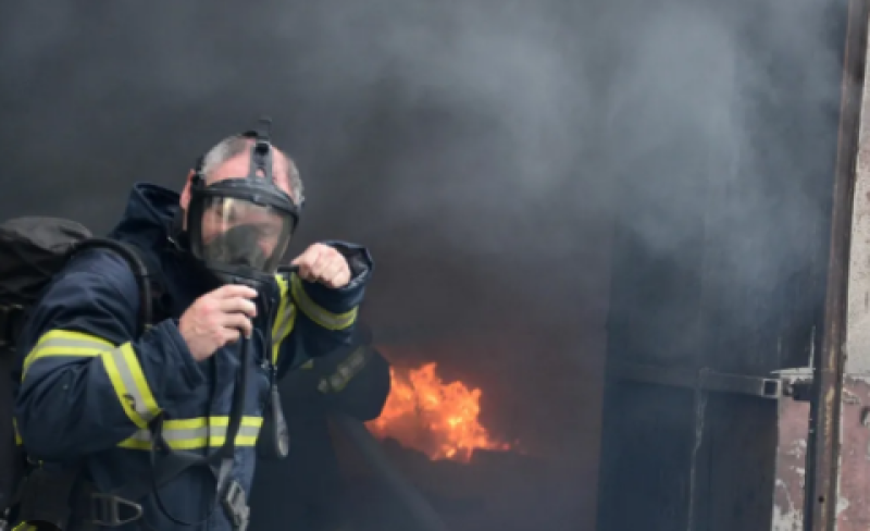 Пожар пламна в магазин в Асеновградско, нанесе щети за 35 бона