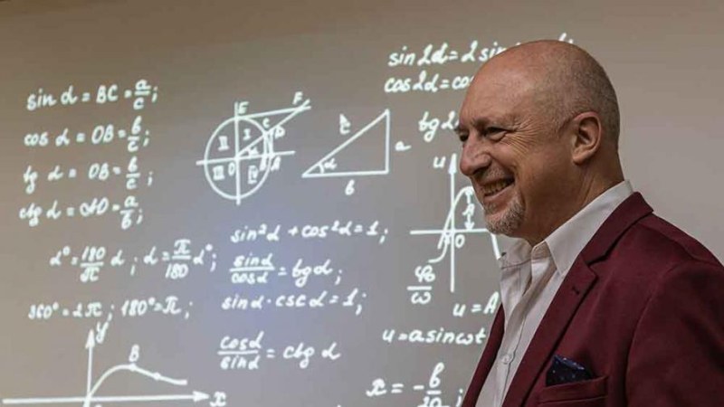 ПП-ДБ издигат бивш директор на Математическата гимназия за кмет на Пловдив