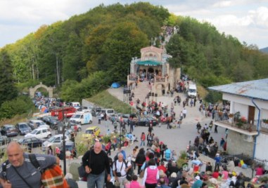 Полицията мобилизирана заради празника на Кръстова гора