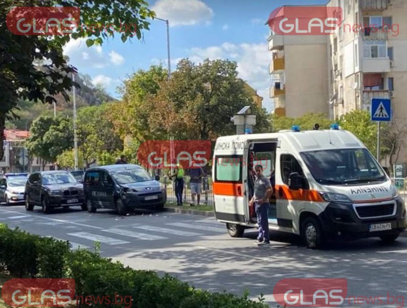 Пак блъснаха момиче на фаталната “пътека към отвъдното“ в Пловдив