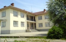 Продават на търг бивша детска болница в брезовско село