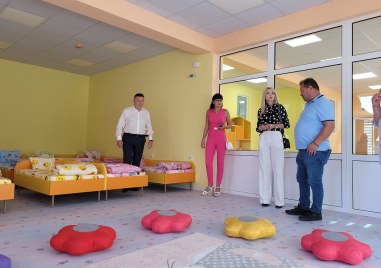 Обновена е сградата на детска група „Детелина“ в Каравелово, най-пострадала от наводнението