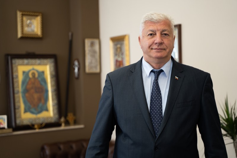 Кметът Здравко Димитров: Да живее свободна и независима България!  Да живее българският народ!