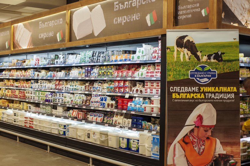 Земеделският министър: Надценката на млечните продукти достигна 70%, нужен е контрол