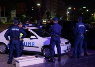 Шумни сватбари в Столипиново нападнаха полицаи