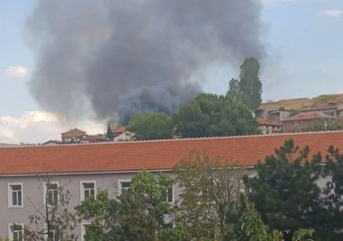 Гъст дим стресна жителите на Асеновград