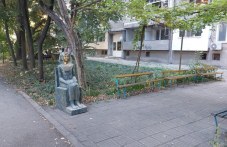 statuia-faraon-tsafna-pred-blok-plovdiv-474.jpg