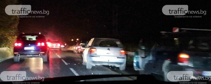 Две верижни катастрофи са станали на пътя Пловдив - Карлово