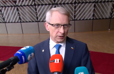 premierat-niama-opasnost-mashinniiat-352.png
