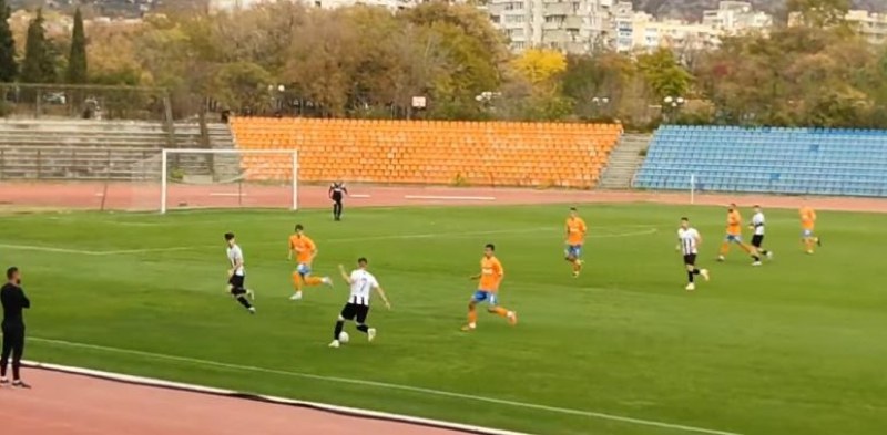 Дубълът на Локо претърпя тежко поражение