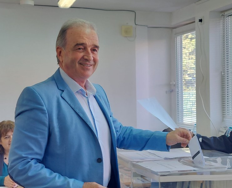 Д-р Христо Грудев печели нов мандат в Асеновград