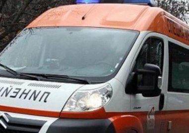 Тежка катастрофа стана край Стамболийски, камион блъсна и уби пешеходец