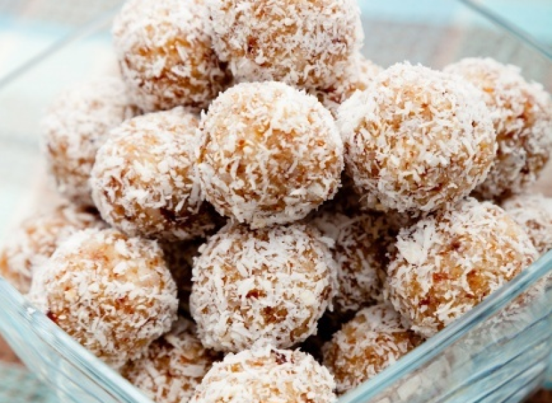 Постни кокосови сладки без захар - диетични и много вкусни