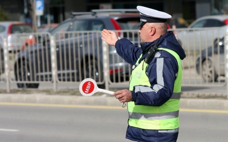 Близо 3000 са санкционираните при пътни проверки, спипаха 20 пияни водачи